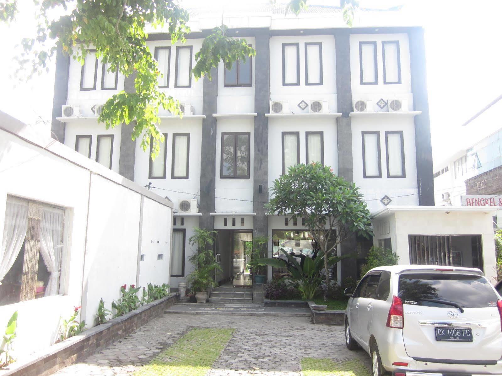 Hotel Warta Dua Dempassar Exterior foto